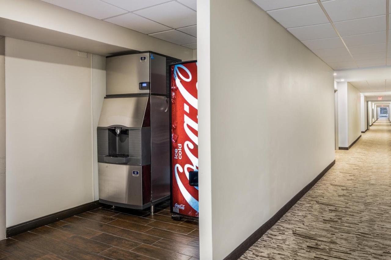 Red Roof Inn Plus+ Boston - Woburn/ Burlington Zewnętrze zdjęcie