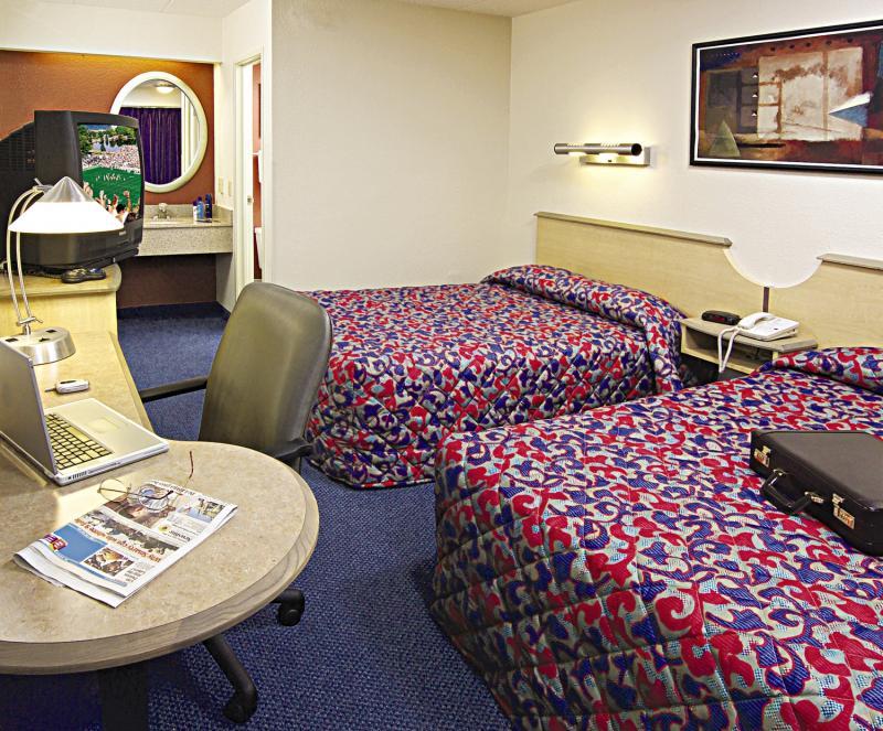 Red Roof Inn Plus+ Boston - Woburn/ Burlington Zewnętrze zdjęcie